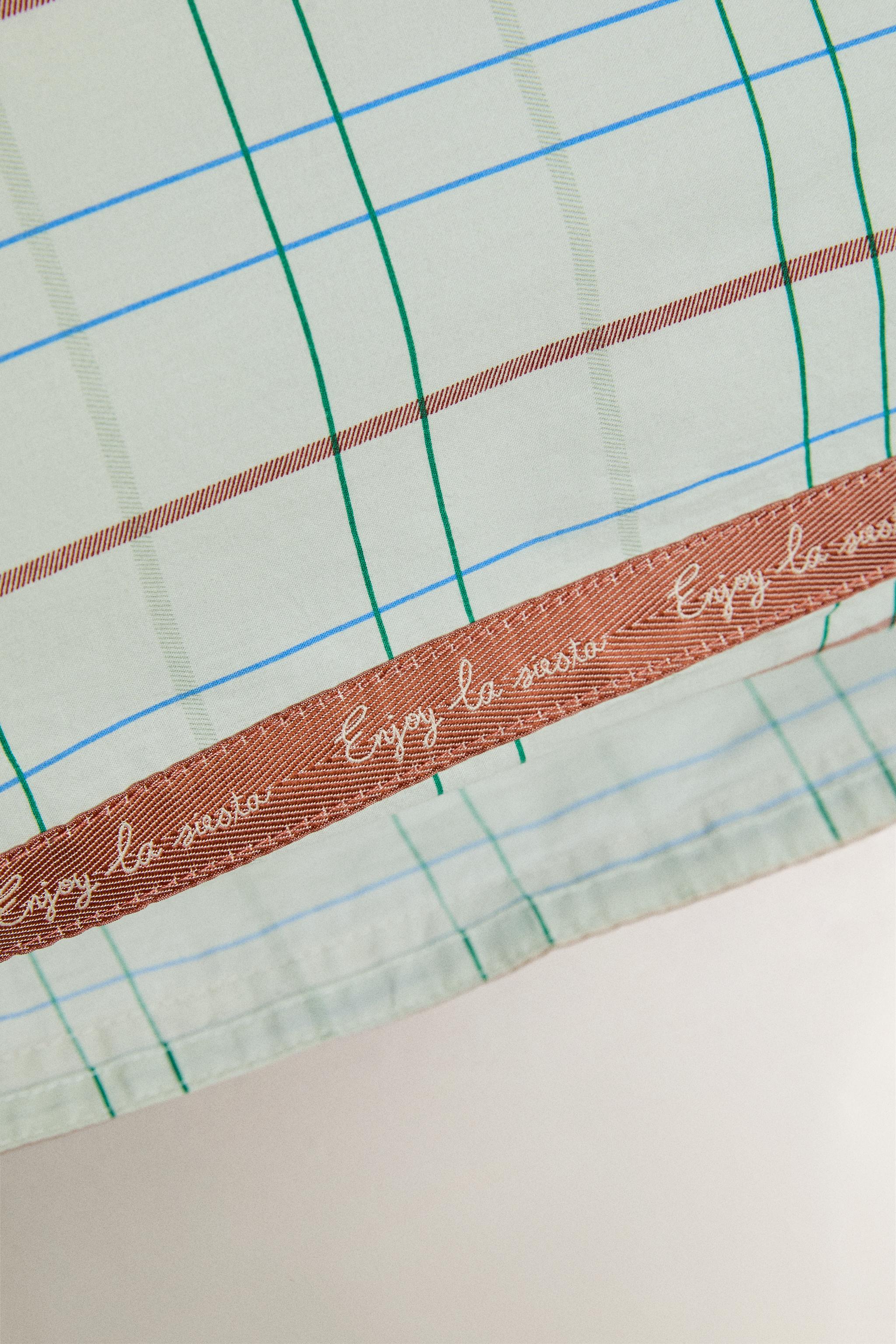 KIDS' GREEN PLAID PILLOWCASE